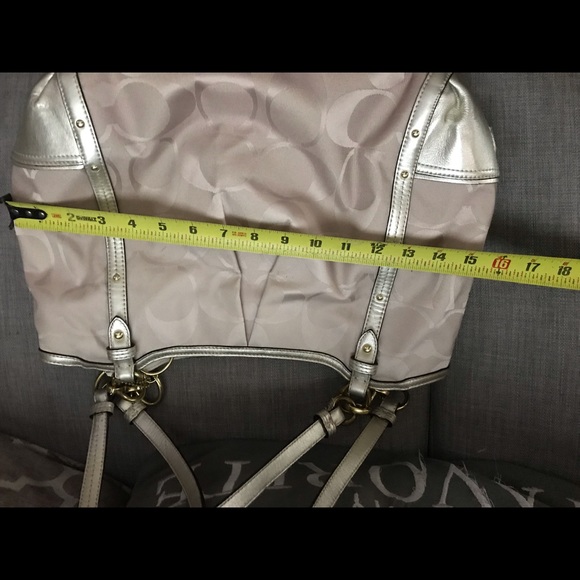 Coach purse - Picture 5 of 6